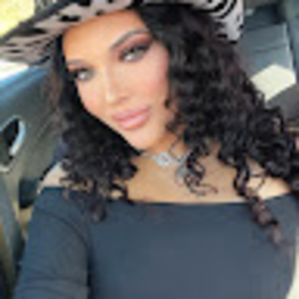 Meet your Posher, Geena